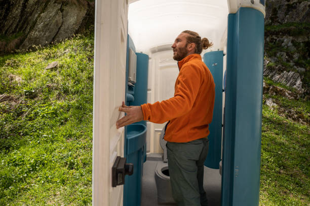 Best Portable restroom trailer rental  in Corinth, MS