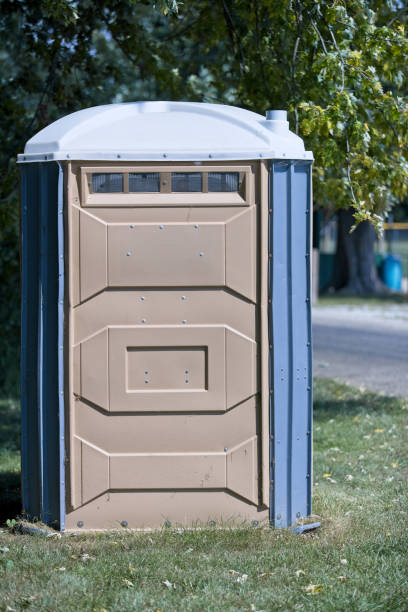 Best Portable restroom trailer rental  in Corinth, MS